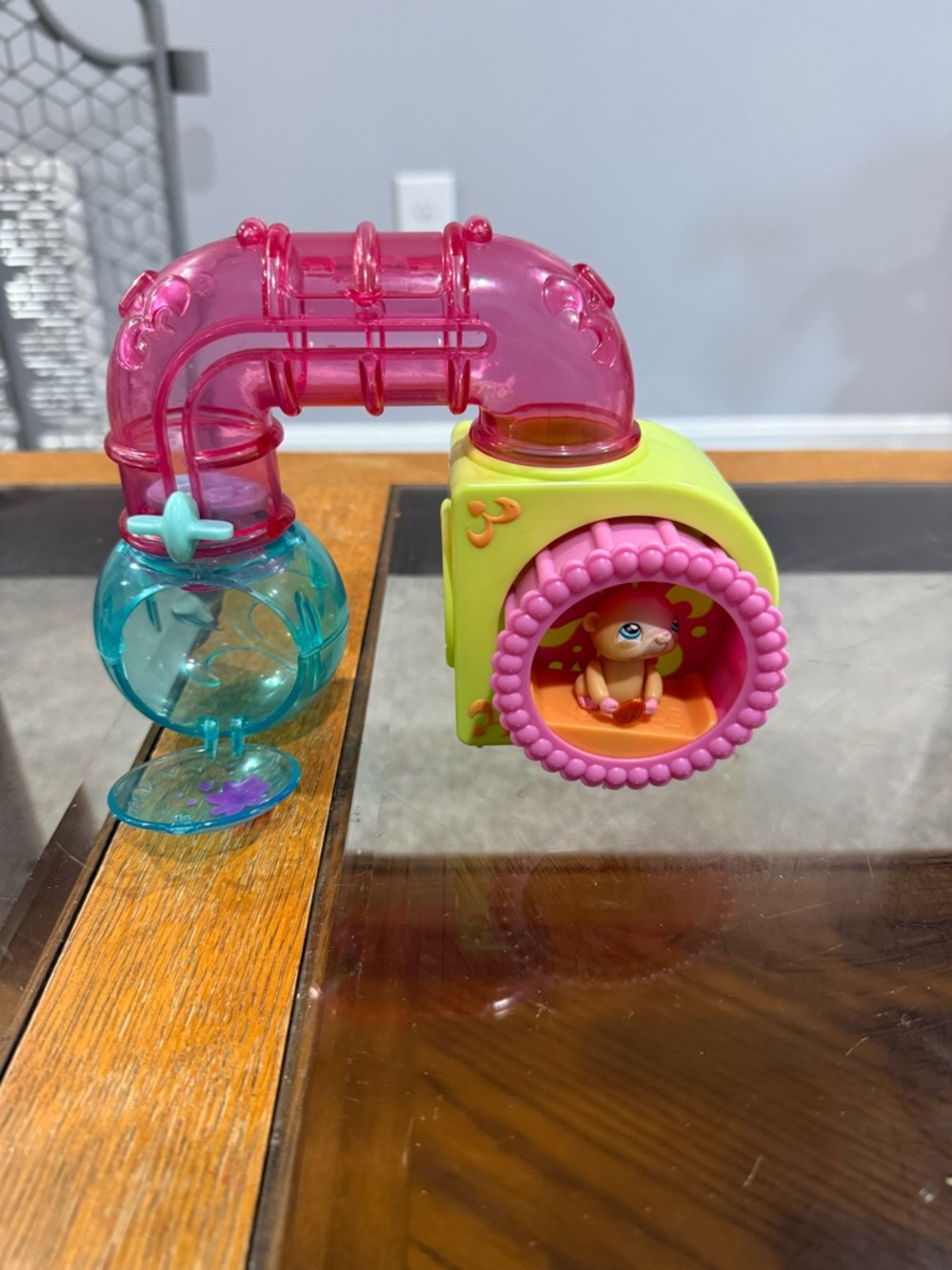 Vintage Littlest Pet Shop Hamster almond, Hideout Playset Wheel 2006 LPS Gerbil